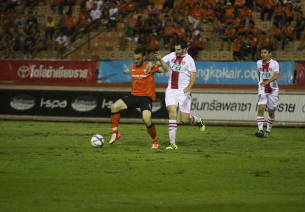 สู้สนุก! เชียงรายเรียงหน้ายิงอัดเทโรสิบคน 4-2