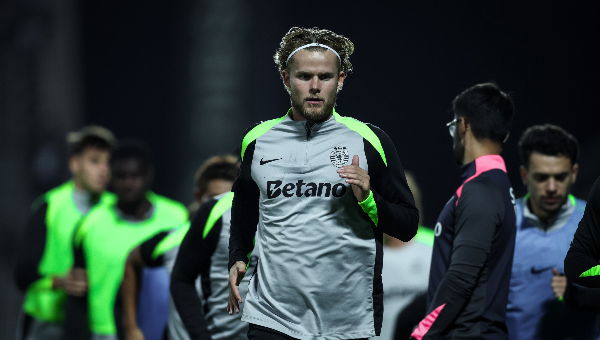 ผีจริงจังล่ายูลมันด์กลางสปอร์ติ้ง