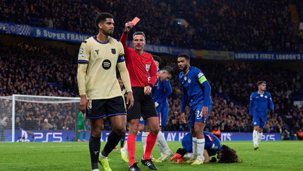 ฟลิคเตรียมคุยอาเราโฮหลังใบแดงล่าสุด