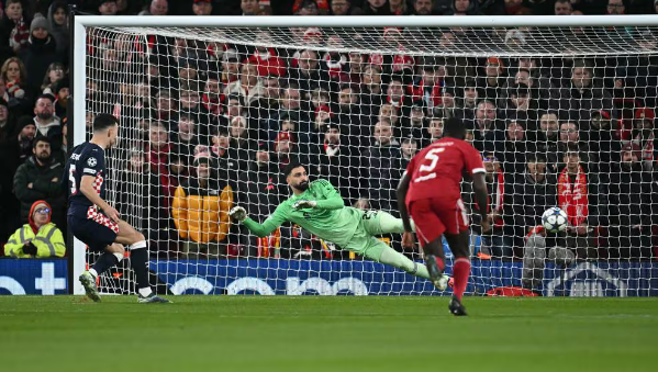 หงส์ยับพ่ายพีเอสวีคาบ้าน1-4